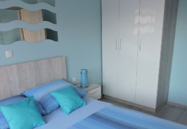 Апартаменты на Biograd na moru - Апартаменты для отдыха в Биограде-на-Мору с балконом, кондиционером, Wi-Fi (4269-4) Апартаменты на Biograd na moru - Апартаменты для отдыха в Биограде-на-Мору с балконом, кондиционером, Wi-Fi (4269-4)