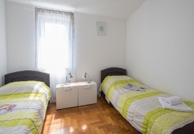 Апартаменты на Savudrija - Apartment in Savudrija with Balcony, Air condition, WIFI, Dishwasher (4264-2) Апартаменты на Savudrija - Apartment in Savudrija with Balcony, Air condition, WIFI, Dishwasher (4264-2)