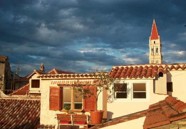 Trogir - Rent by room