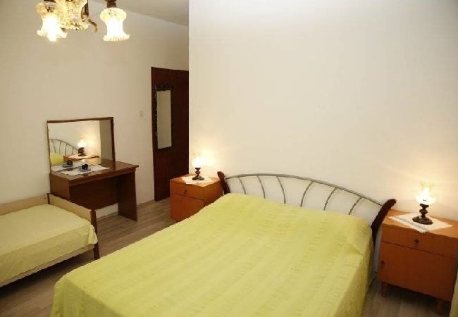 Апартаменты на Vodice - Квартира в Водице с террасой, кондиционером, Wi-Fi,  (4382-2) Апартаменты на Vodice - Квартира в Водице с террасой, кондиционером, Wi-Fi,  (4382-2)