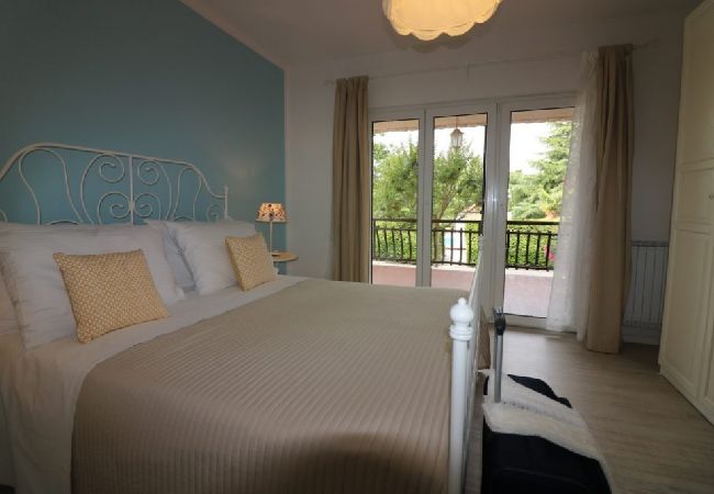 Апартаменты на Porec - Квартира в Порече с террасой, кондиционером, Wi-Fi, посудомоечной машиной (4400-10) Апартаменты на Porec - Квартира в Порече с террасой, кондиционером, Wi-Fi, посудомоечной машиной (4400-10)