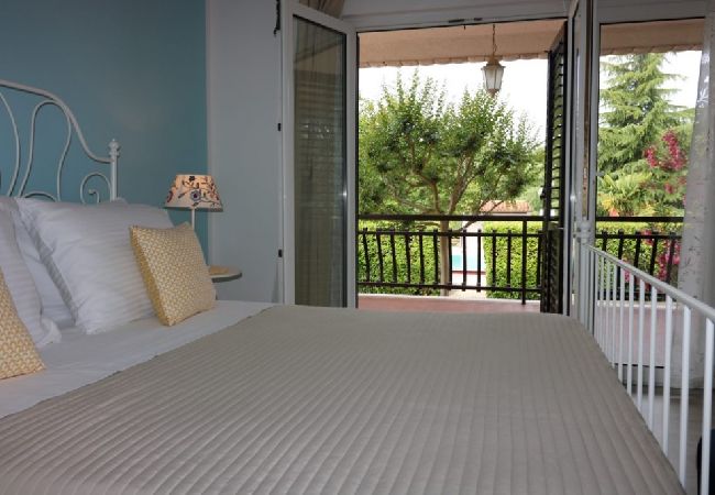 Апартаменты на Porec - Квартира в Порече с террасой, кондиционером, Wi-Fi, посудомоечной машиной (4400-10) Апартаменты на Porec - Квартира в Порече с террасой, кондиционером, Wi-Fi, посудомоечной машиной (4400-10)