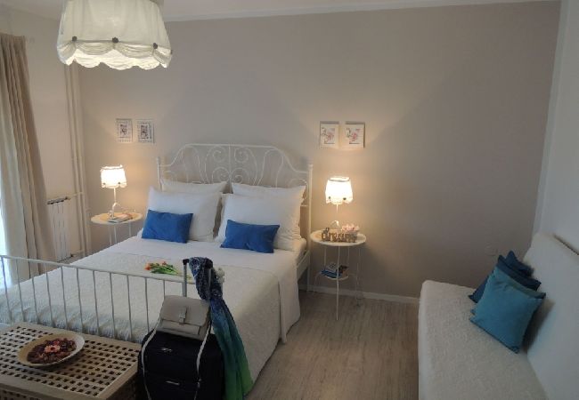 Апартаменты на Porec - Квартира в Порече с террасой, кондиционером, Wi-Fi, посудомоечной машиной (4400-10) Апартаменты на Porec - Квартира в Порече с террасой, кондиционером, Wi-Fi, посудомоечной машиной (4400-10)