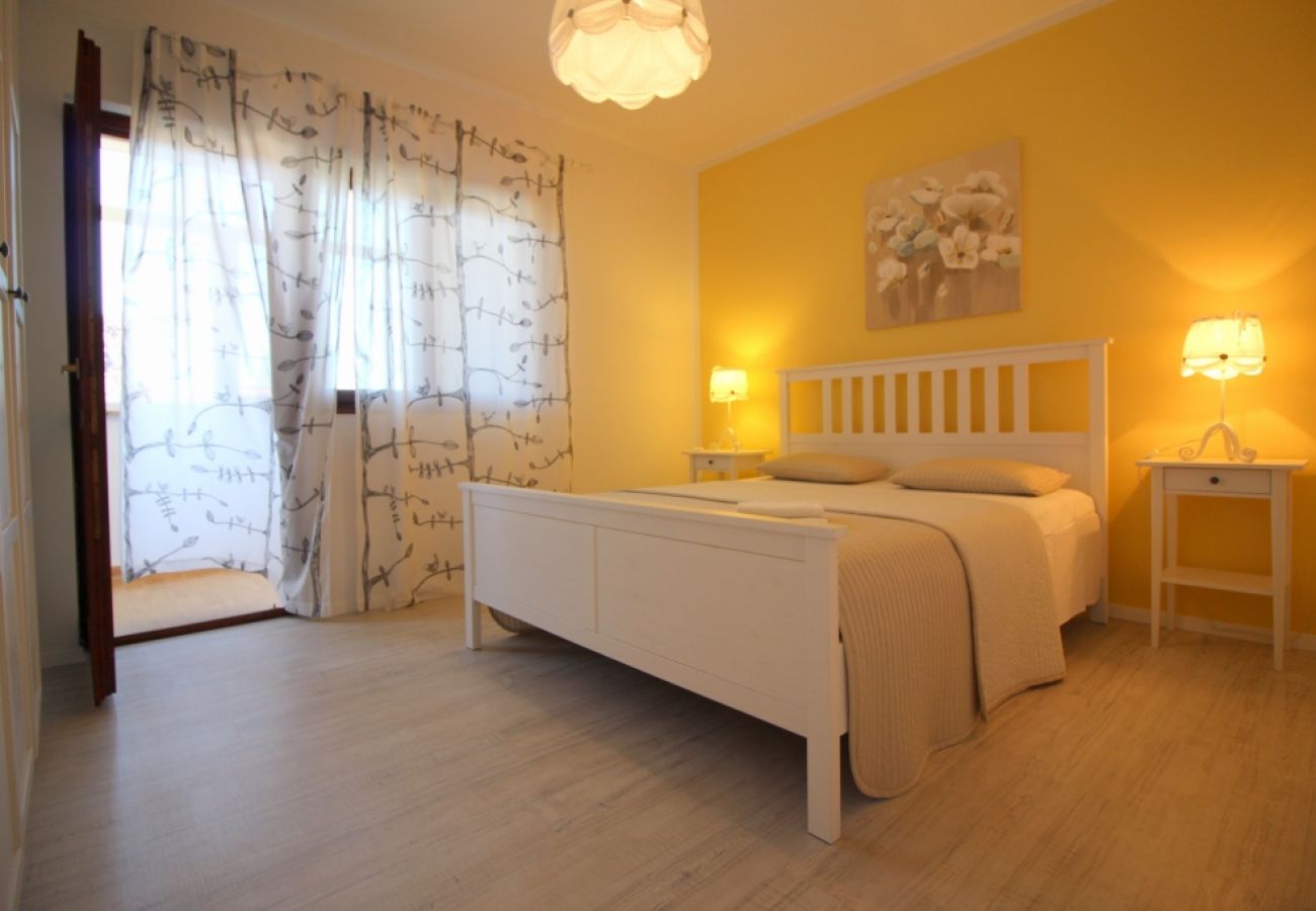 Апартаменты на Porec - Ferienwohnung in Poreč mit Terrasse, Klimaanlage, W-LAN, Spülmaschine (4400-10)