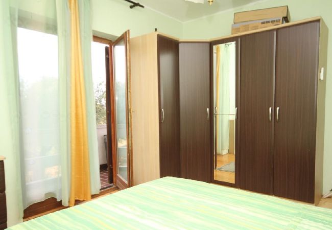 Апартаменты на Kali - Ferienwohnung in Kali mit Meerblick, Terrasse, Klimaanlage, W-LAN (4230-3) Апартаменты на Kali - Ferienwohnung in Kali mit Meerblick, Terrasse, Klimaanlage, W-LAN (4230-3)