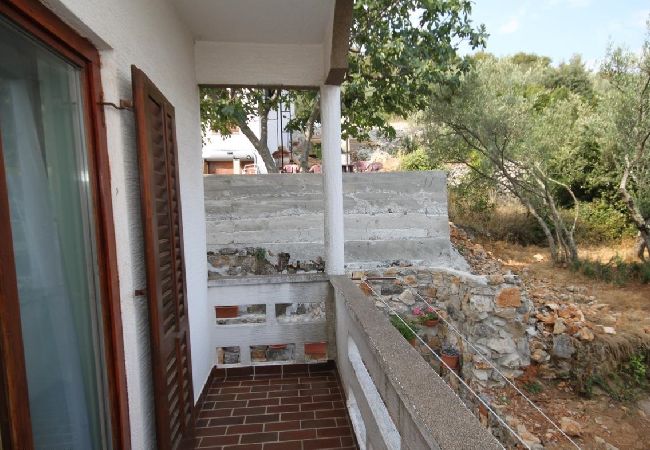 Апартаменты на Kali - Ferienwohnung in Kali mit Meerblick, Terrasse, Klimaanlage, W-LAN (4230-3) Апартаменты на Kali - Ferienwohnung in Kali mit Meerblick, Terrasse, Klimaanlage, W-LAN (4230-3)