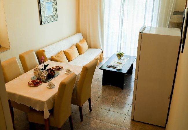 Апартаменты на Kali - Apartment in Kali with Seaview, Balcony, Air condition, WIFI (4566-1) Апартаменты на Kali - Apartment in Kali with Seaview, Balcony, Air condition, WIFI (4566-1)