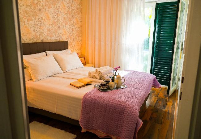 Апартаменты на Kali - Apartment in Kali with Seaview, Balcony, Air condition, WIFI (4566-1) Апартаменты на Kali - Apartment in Kali with Seaview, Balcony, Air condition, WIFI (4566-1)