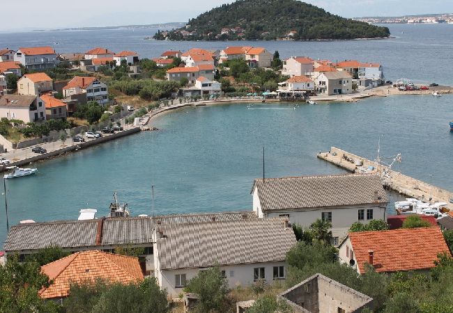 Апартаменты на Kali - Apartment in Kali with Seaview, Balcony, Air condition, WIFI (4566-2) Апартаменты на Kali - Apartment in Kali with Seaview, Balcony, Air condition, WIFI (4566-2)