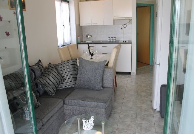 Апартаменты на Kali - Apartment in Kali with Seaview, Balcony, Air condition, WIFI (4566-2) Апартаменты на Kali - Apartment in Kali with Seaview, Balcony, Air condition, WIFI (4566-2)