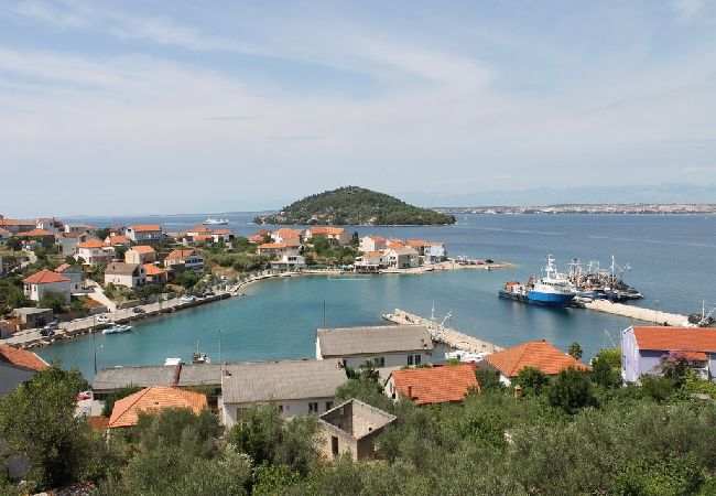 Апартаменты на Kali - Apartment in Kali with Seaview, Balcony, Air condition, WIFI (4566-3) Апартаменты на Kali - Apartment in Kali with Seaview, Balcony, Air condition, WIFI (4566-3)