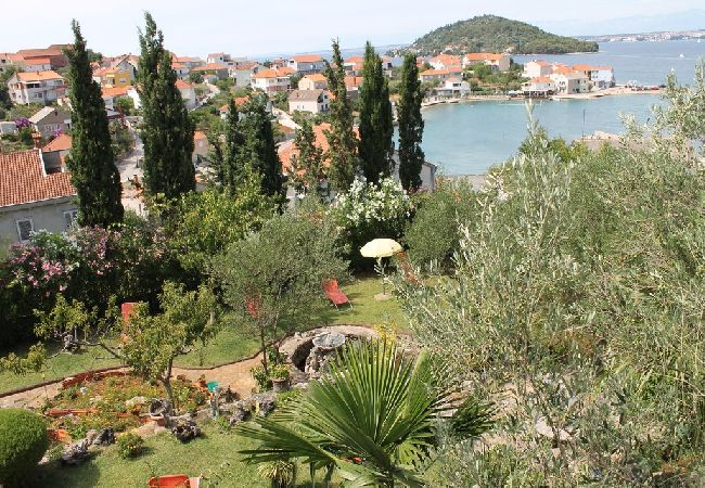 Апартаменты на Kali - Apartment in Kali with Seaview, Balcony, Air condition, WIFI (4566-4) Апартаменты на Kali - Apartment in Kali with Seaview, Balcony, Air condition, WIFI (4566-4)