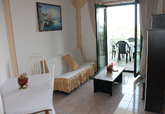 Апартаменты на Kali - Apartment in Kali with Seaview, Balcony, Air condition, WIFI (4566-5) Апартаменты на Kali - Apartment in Kali with Seaview, Balcony, Air condition, WIFI (4566-5)