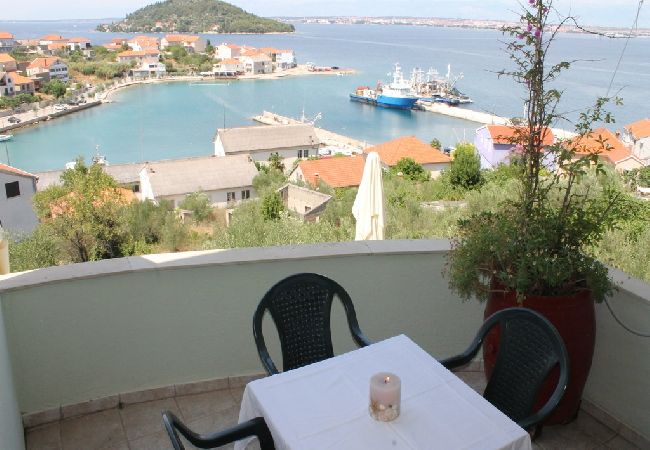 Апартаменты на Kali - Apartment in Kali with Seaview, Balcony, Air condition, WIFI (4566-6) Апартаменты на Kali - Apartment in Kali with Seaview, Balcony, Air condition, WIFI (4566-6)