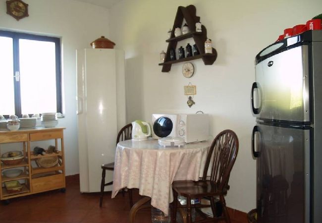 Дом на Kukljica - дом отдыха в Кукљица c Вид на море, терраса, Спутниковое / кабельное телевидение, WIFI (4572-1) Дом на Kukljica - дом отдыха в Кукљица c Вид на море, терраса, Спутниковое / кабельное телевидение, WIFI (4572-1)