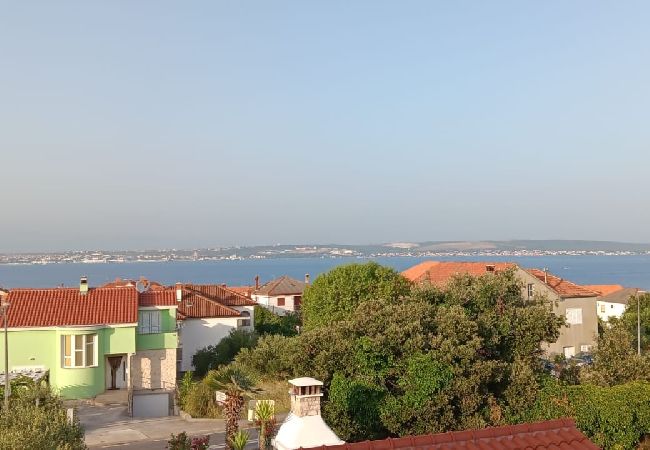 Апартаменты на Kali - Aпартамент в Кали c Вид на море, терраса, Спутниковое / кабельное телевидение, WIFI (4573-1) Апартаменты на Kali - Aпартамент в Кали c Вид на море, терраса, Спутниковое / кабельное телевидение, WIFI (4573-1)