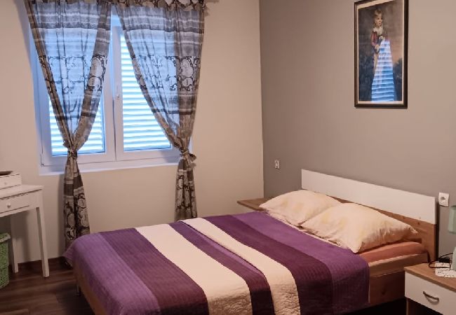 Апартаменты на Kali - Aпартамент в Кали c Вид на море, терраса, Спутниковое / кабельное телевидение, WIFI (4573-1) Апартаменты на Kali - Aпартамент в Кали c Вид на море, терраса, Спутниковое / кабельное телевидение, WIFI (4573-1)