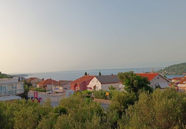 Апартаменты на Kali - Aпартамент в Кали c Вид на море, терраса, Спутниковое / кабельное телевидение, WIFI (4573-1) Апартаменты на Kali - Aпартамент в Кали c Вид на море, терраса, Спутниковое / кабельное телевидение, WIFI (4573-1)