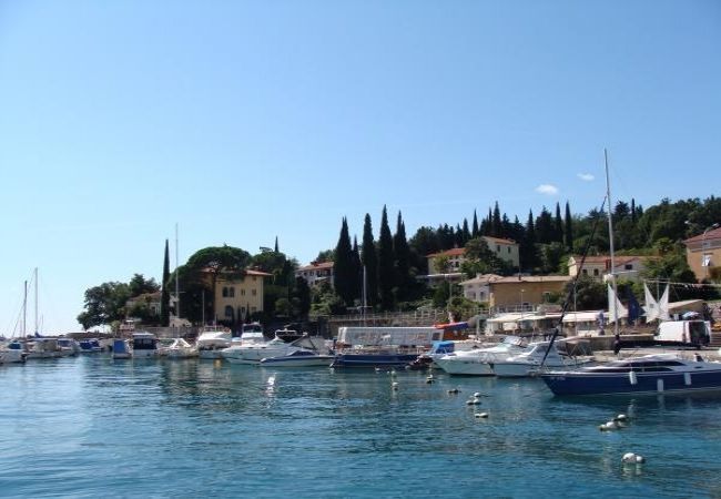 Квартира-студия на Icici - студио Апартамент в Ичићи c Спутниковое / кабельное телевидение, WIFI (4674-2) Квартира-студия на Icici - студио Апартамент в Ичићи c Спутниковое / кабельное телевидение, WIFI (4674-2)