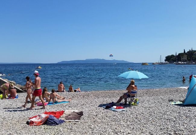 Квартира-студия на Icici - студио Апартамент в Ичићи c Спутниковое / кабельное телевидение, WIFI (4674-2) Квартира-студия на Icici - студио Апартамент в Ичићи c Спутниковое / кабельное телевидение, WIFI (4674-2)