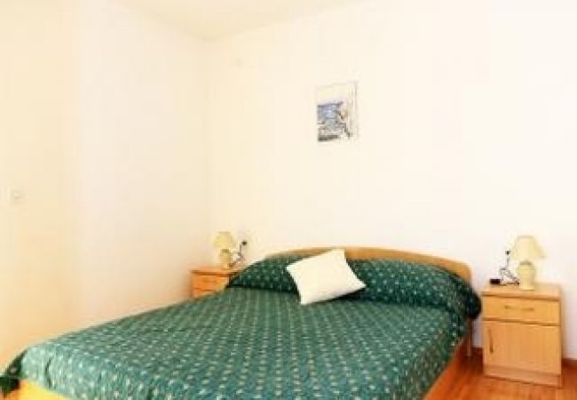 Апартаменты на Kali - Aпартамент в Кали c Вид на море, балкон, Спутниковое / кабельное телевидение, WIFI (4675-2) Апартаменты на Kali - Aпартамент в Кали c Вид на море, балкон, Спутниковое / кабельное телевидение, WIFI (4675-2)