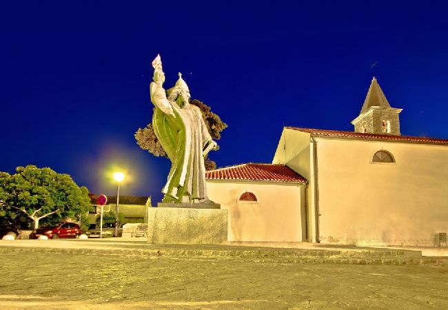 Апартаменты на Privlaka - Aпартамент в Привлака c терраса, Спутниковое / кабельное телевидение, WIFI, Балкон / Терраса (4839-2) Апартаменты на Privlaka - Aпартамент в Привлака c терраса, Спутниковое / кабельное телевидение, WIFI, Балкон / Терраса (4839-2)