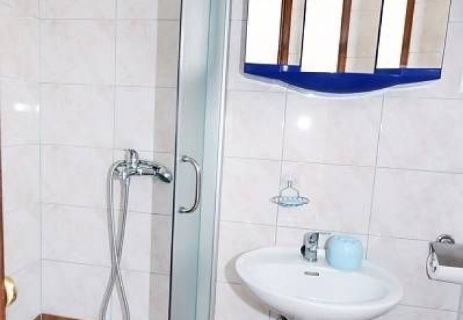 Апартаменты на Metajna - Aпартамент в Metajna c балкон, Спутниковое / кабельное телевидение, WIFI (4890-3) Апартаменты на Metajna - Aпартамент в Metajna c балкон, Спутниковое / кабельное телевидение, WIFI (4890-3)