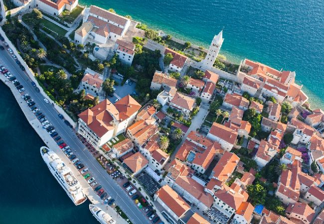 Апартаменты на Banjol - Aпартамент в Banjol c балкон, Спутниковое / кабельное телевидение, WIFI, инвалидности (4888-1) Апартаменты на Banjol - Aпартамент в Banjol c балкон, Спутниковое / кабельное телевидение, WIFI, инвалидности (4888-1)