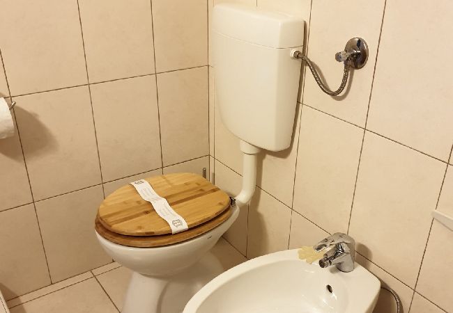 Квартира-студия на Mali Lošinj - Квартира-студия в Мали Лошинь с террасой, кондиционером, Wi-Fi (4913-2) Квартира-студия на Mali Lošinj - Квартира-студия в Мали Лошинь с террасой, кондиционером, Wi-Fi (4913-2)