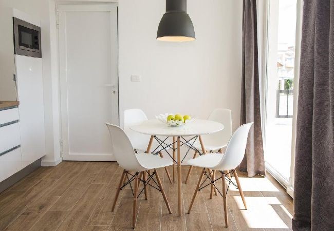 Апартаменты на Vodice - Aпартамент в Водице c терраса, Спутниковое / кабельное телевидение, WIFI, инвалидности (4932-1) Апартаменты на Vodice - Aпартамент в Водице c терраса, Спутниковое / кабельное телевидение, WIFI, инвалидности (4932-1)