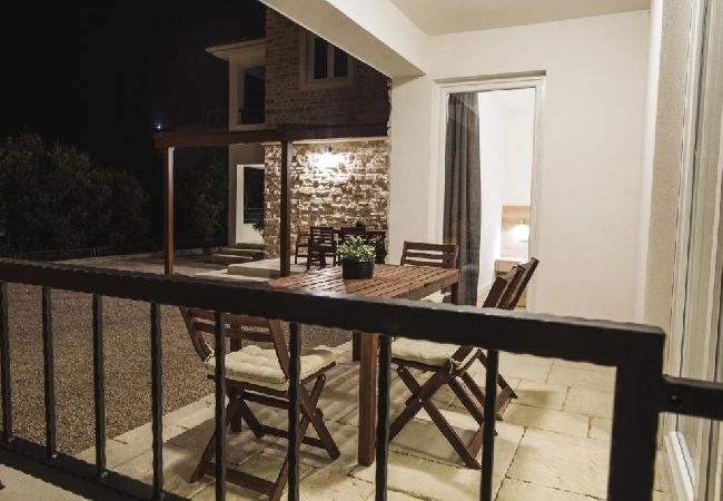 Апартаменты на Vodice - Aпартамент в Водице c терраса, Спутниковое / кабельное телевидение, WIFI, инвалидности (4932-1) Апартаменты на Vodice - Aпартамент в Водице c терраса, Спутниковое / кабельное телевидение, WIFI, инвалидности (4932-1)