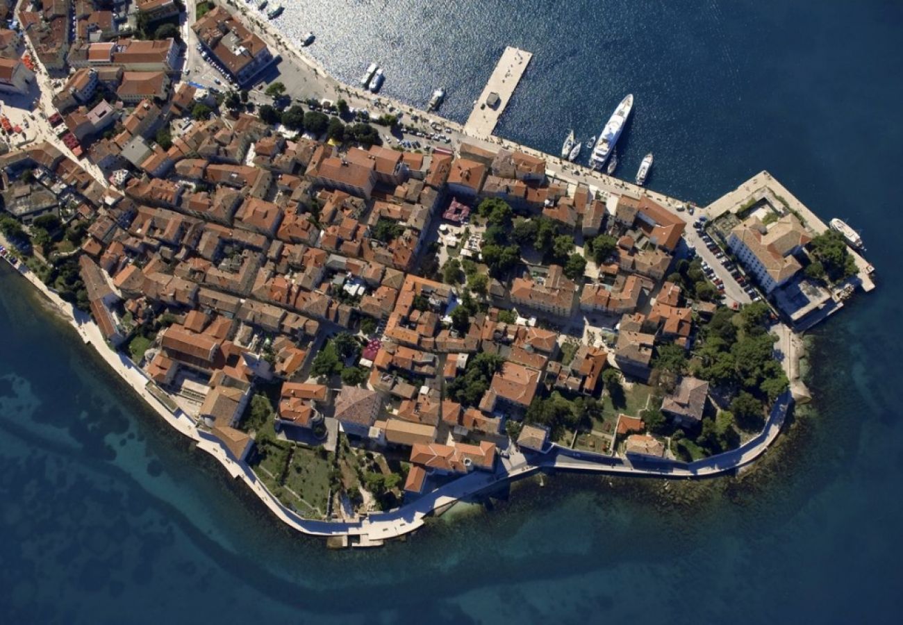 Дом на Porec - дом отдыха в Пореч c балкон, Спутниковое / кабельное телевидение, WIFI, Балкон / Терраса (4928-2)