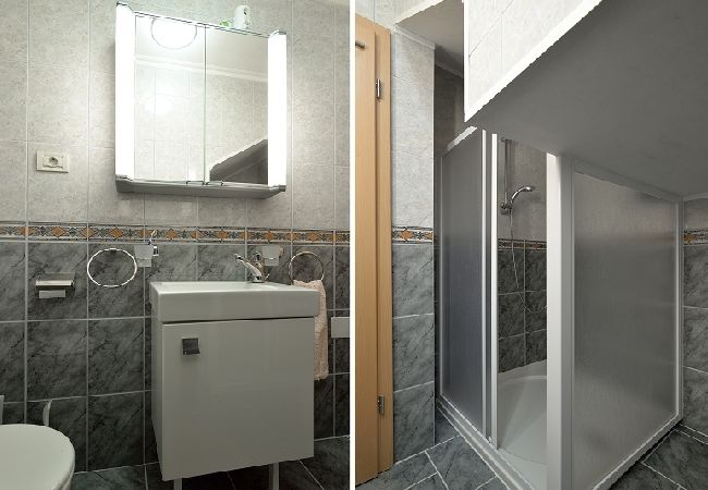 Дом на Medulin - дом отдыха в Медулин c Вид на море, терраса, Спутниковое / кабельное телевидение, WIFI (3486-4) Дом на Medulin - дом отдыха в Медулин c Вид на море, терраса, Спутниковое / кабельное телевидение, WIFI (3486-4)