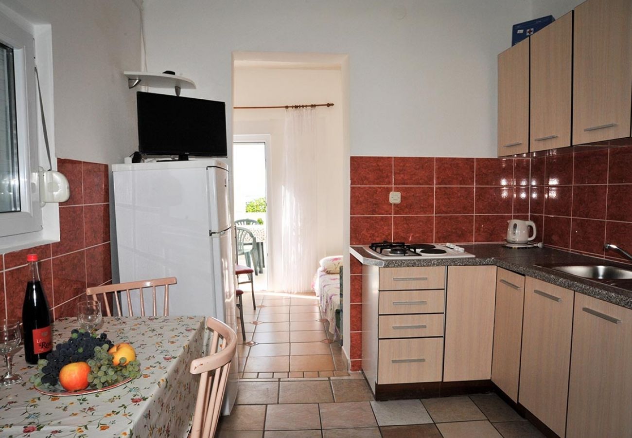 Апартаменты на Lopar - Ferienwohnung in Lopar mit Meerblick, Terrasse, Klimaanlage, W-LAN (4229-4)