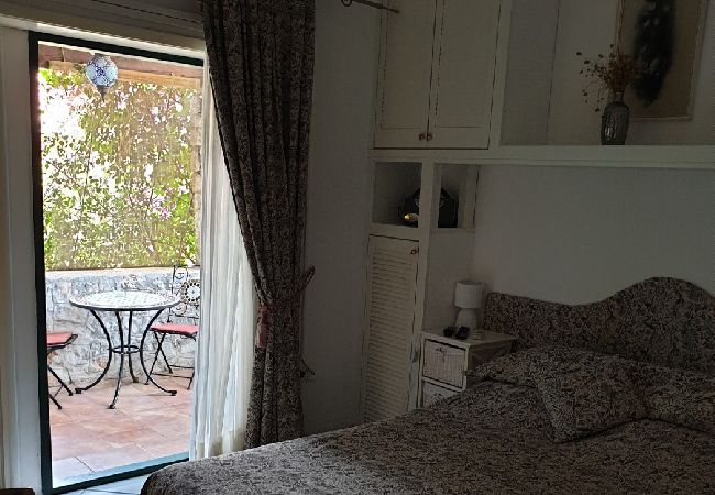 Апартаменты на Mali Lošinj - Apartment in Mali Lošinj with Terrace, Air condition, WIFI, Washing machine (4913-3) Апартаменты на Mali Lošinj - Apartment in Mali Lošinj with Terrace, Air condition, WIFI, Washing machine (4913-3)