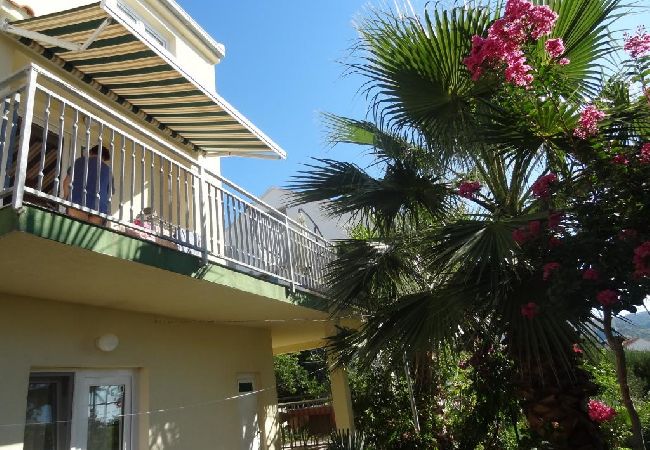 Апартаменты на Okrug Gornji - Aпартамент в Округ Горњи c Вид на море, терраса, Спутниковое / кабельное телевидение, WIFI (5046-2) Апартаменты на Okrug Gornji - Aпартамент в Округ Горњи c Вид на море, терраса, Спутниковое / кабельное телевидение, WIFI (5046-2)