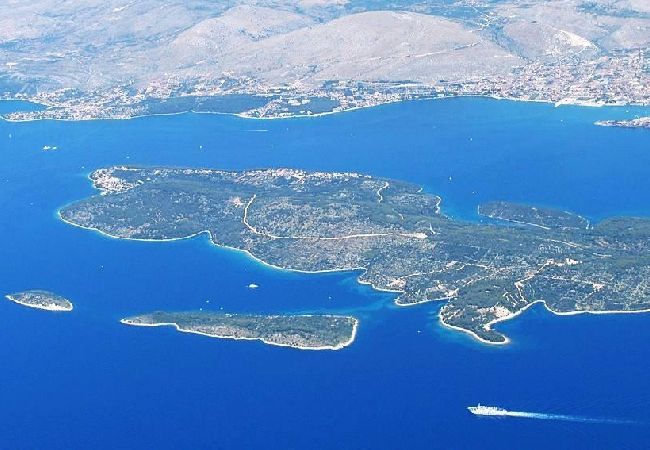 Апартаменты на Okrug Gornji - Aпартамент в Округ Горњи c Вид на море, терраса, Спутниковое / кабельное телевидение, WIFI (5046-2) Апартаменты на Okrug Gornji - Aпартамент в Округ Горњи c Вид на море, терраса, Спутниковое / кабельное телевидение, WIFI (5046-2)