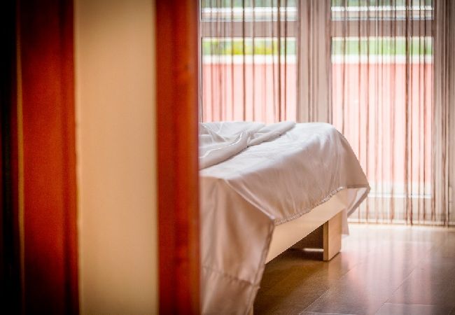 Апартаменты на Okrug Gornji - Aпартамент в Округ Горњи c терраса, Спутниковое / кабельное телевидение, WIFI, инвалидности (5048-3) Апартаменты на Okrug Gornji - Aпартамент в Округ Горњи c терраса, Спутниковое / кабельное телевидение, WIFI, инвалидности (5048-3)