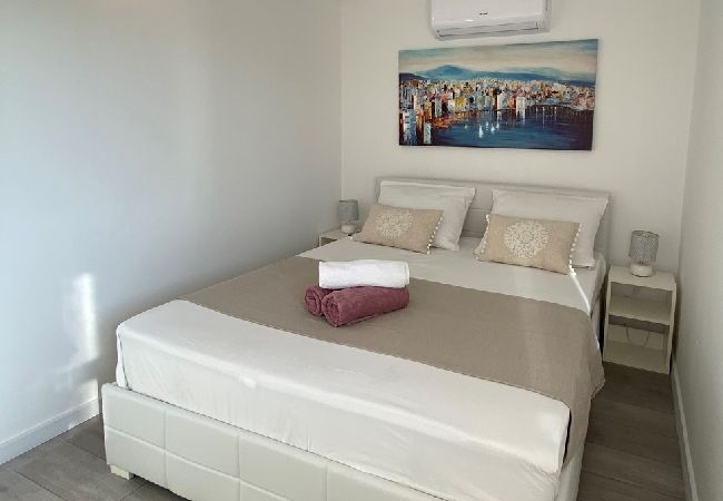 Апартаменты на Okrug Gornji - Aпартамент в Округ Горњи c балкон, Спутниковое / кабельное телевидение, WIFI, инвалидности (5048-1) Апартаменты на Okrug Gornji - Aпартамент в Округ Горњи c балкон, Спутниковое / кабельное телевидение, WIFI, инвалидности (5048-1)