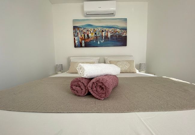 Апартаменты на Okrug Gornji - Aпартамент в Округ Горњи c балкон, Спутниковое / кабельное телевидение, WIFI, инвалидности (5048-1) Апартаменты на Okrug Gornji - Aпартамент в Округ Горњи c балкон, Спутниковое / кабельное телевидение, WIFI, инвалидности (5048-1)