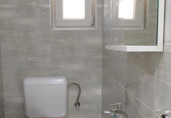 Апартаменты на Okrug Gornji - Aпартамент в Округ Горњи c Вид на море, терраса, Спутниковое / кабельное телевидение, WIFI (5059-2) Апартаменты на Okrug Gornji - Aпартамент в Округ Горњи c Вид на море, терраса, Спутниковое / кабельное телевидение, WIFI (5059-2)