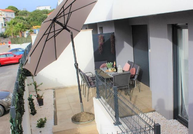 Апартаменты на Okrug Gornji - Aпартамент в Округ Горњи c терраса, Спутниковое / кабельное телевидение, WIFI, Балкон / Терраса (5070-1) Апартаменты на Okrug Gornji - Aпартамент в Округ Горњи c терраса, Спутниковое / кабельное телевидение, WIFI, Балкон / Терраса (5070-1)