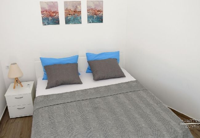 Апартаменты на Okrug Gornji - Aпартамент в Округ Горњи c терраса, Спутниковое / кабельное телевидение, WIFI, Балкон / Терраса (5070-1) Апартаменты на Okrug Gornji - Aпартамент в Округ Горњи c терраса, Спутниковое / кабельное телевидение, WIFI, Балкон / Терраса (5070-1)