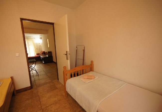 Апартаменты на Vodice - Ferienwohnung in Vodice mit Meerblick, Terrasse, Klimaanlage, W-LAN (144-1) Апартаменты на Vodice - Ferienwohnung in Vodice mit Meerblick, Terrasse, Klimaanlage, W-LAN (144-1)