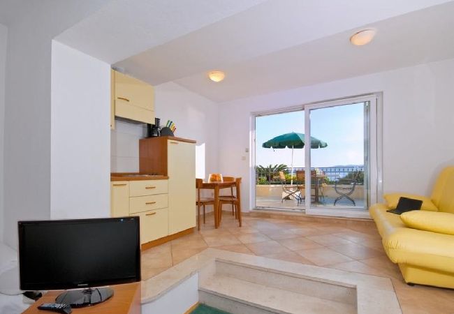 Квартира-студия на Brela - Studio apartment in Brela with Seaview, Terrace, Air condition, WIFI (201-5) Квартира-студия на Brela - Studio apartment in Brela with Seaview, Terrace, Air condition, WIFI (201-5)