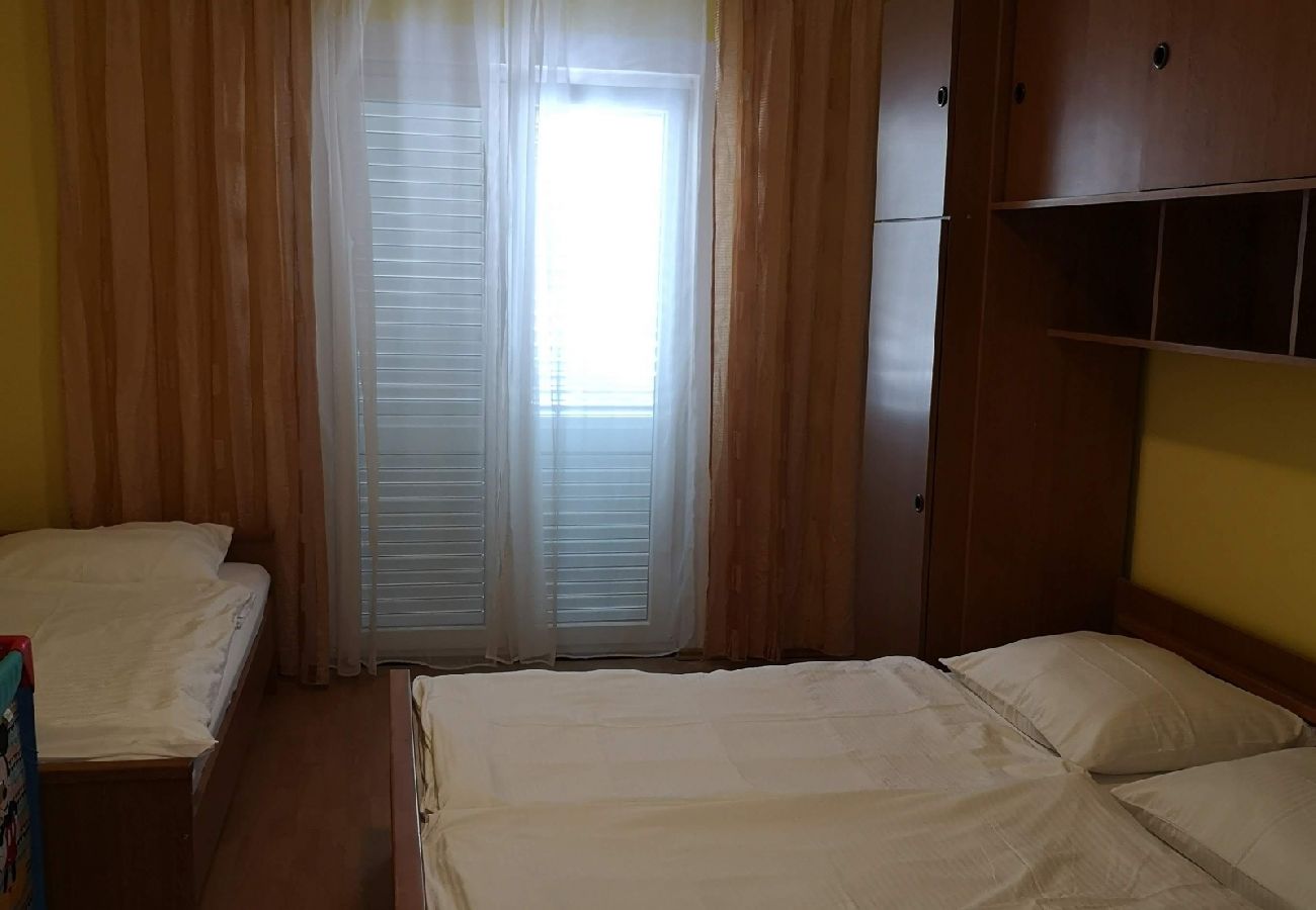 Апартаменты на Lopar - Ferienwohnung in Lopar mit Meerblick, Terrasse, W-LAN, Waschmaschine (593-1)