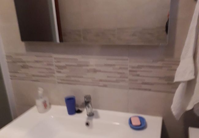 Апартаменты на Vinišce - Aпартамент в Vinišće c Вид на море, терраса, Спутниковое / кабельное телевидение, WIFI (4752-1) Апартаменты на Vinišce - Aпартамент в Vinišće c Вид на море, терраса, Спутниковое / кабельное телевидение, WIFI (4752-1)