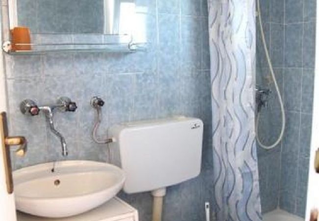 Апартаменты на Duce - Квартира в Дуче с видом на море, балконом, кондиционером, Wi-Fi (5128-1) Апартаменты на Duce - Квартира в Дуче с видом на море, балконом, кондиционером, Wi-Fi (5128-1)