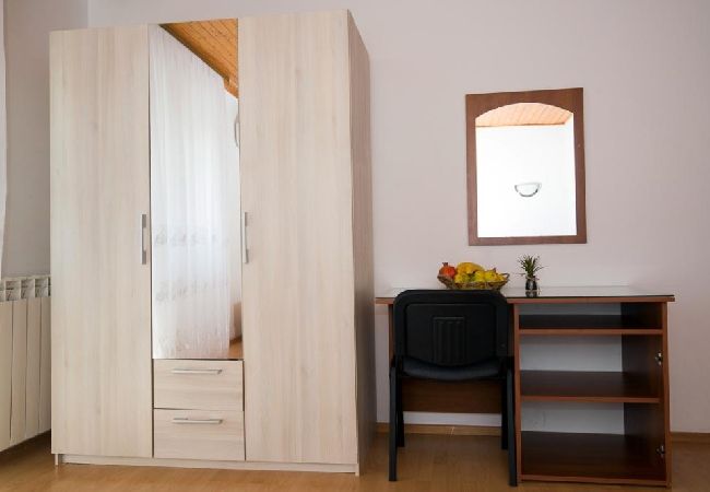 Апартаменты на Duce - Aпартамент в Duće c Вид на море, балкон, Спутниковое / кабельное телевидение, WIFI (5146-1) Апартаменты на Duce - Aпартамент в Duće c Вид на море, балкон, Спутниковое / кабельное телевидение, WIFI (5146-1)