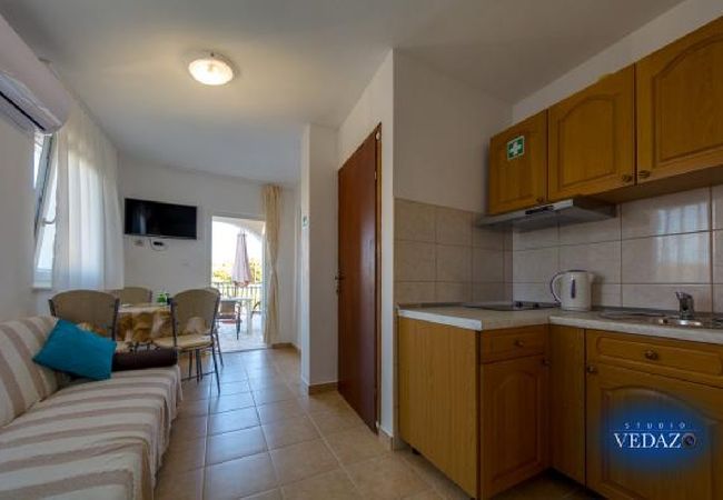 Апартаменты на Ražanj - Ferienwohnung in Ražanj mit Meerblick, Terrasse, Klimaanlage, W-LAN (4773-2) Апартаменты на Ražanj - Ferienwohnung in Ražanj mit Meerblick, Terrasse, Klimaanlage, W-LAN (4773-2)